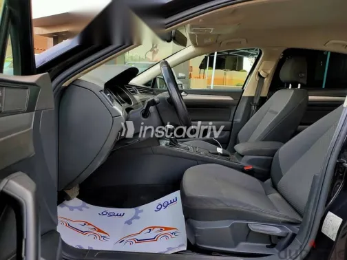 Volkswagen Passat 2019 Black Used for Sale - 5