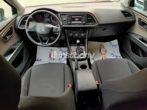 سيات ليون 2017 رمادي مستعملة للبيع - 7