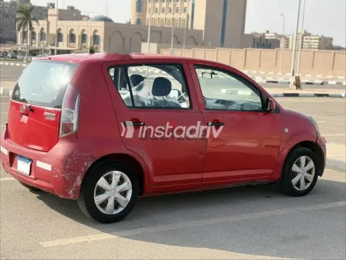 دايهاتسو سيريون 2008 أحمر مستعملة للبيع - 6