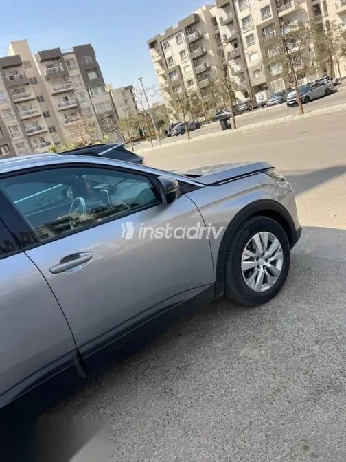 بيجو 3008 2025 فضي مستعملة للبيع - 1