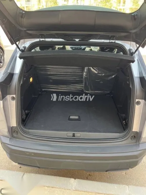 بيجو 3008 2025 فضي مستعملة للبيع - 3