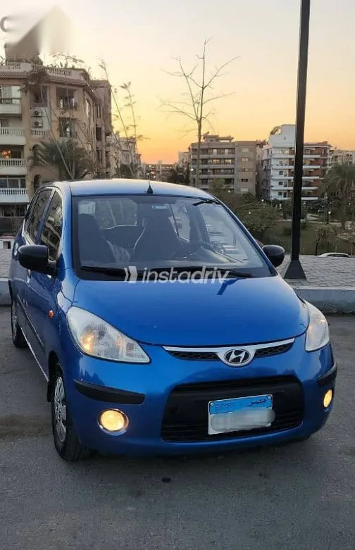 هيونداي I10 2010 أزرق غامق مستعملة للبيع - 4