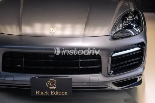 Porsche Cayenne 2022 Gray Used for Sale - 3