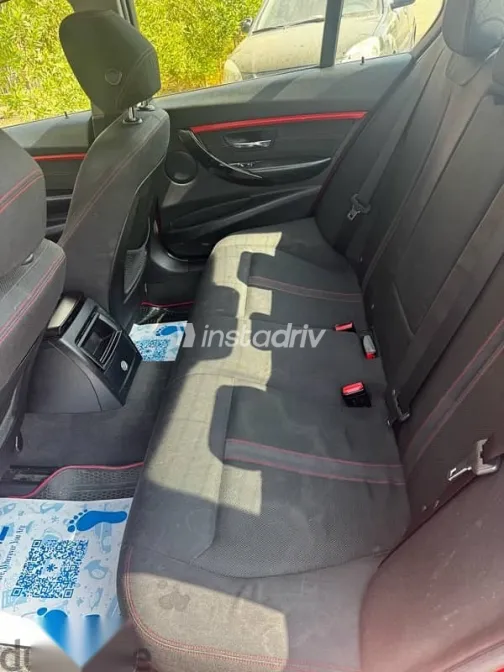 BMW 318 2016 Red Used for Sale - 4