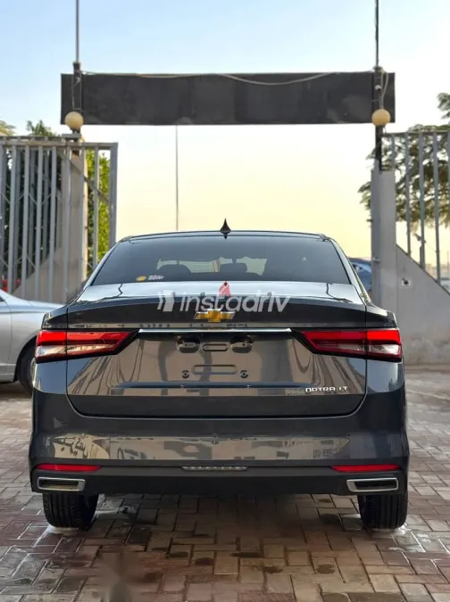 شيفروليه أوبترا 2026 رمادي جديدة للبيع - 4