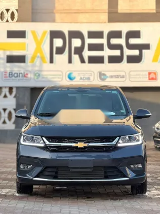 شيفروليه أوبترا 2026 رمادي جديدة للبيع