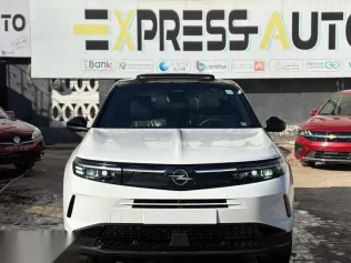 اوبل جراند لاند 2026 أبيض جديدة للبيع