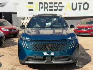 بيجو 5008 2026 أزرق غامق جديدة للبيع