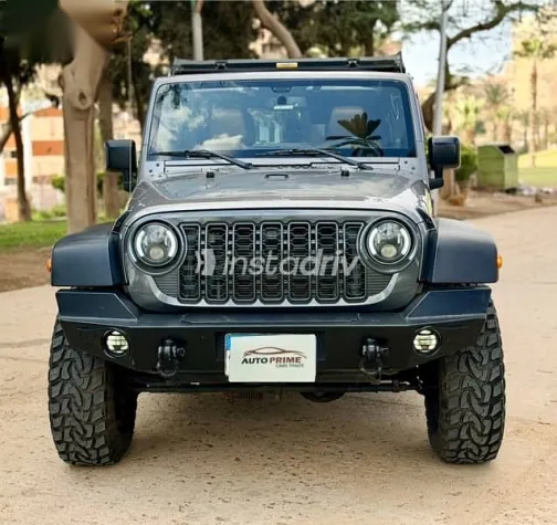 جيب رانجلر 2013 بني مستعملة للبيع - 3