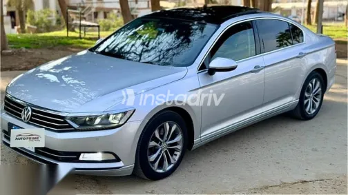Volkswagen Passat 2019 Silver Used for Sale - 8