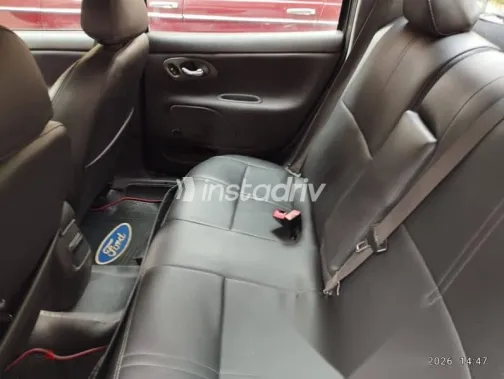 Ford Mondeo 1997 Black Used for Sale - 2