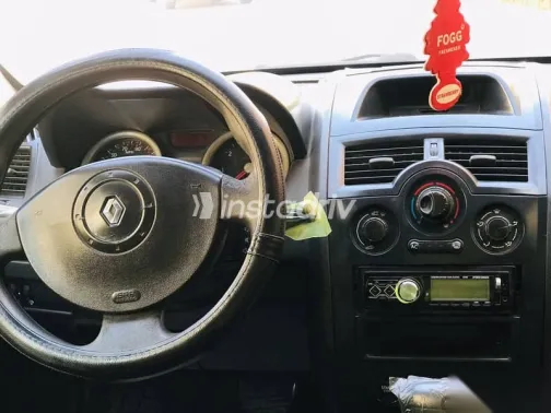 رينو ميجان 2005 فضي مستعملة للبيع - 6