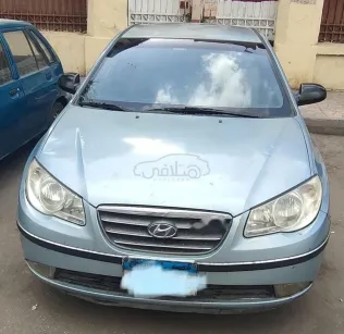 هيونداي إلنترا اتش دى 2010 أبيض مستعملة للبيع