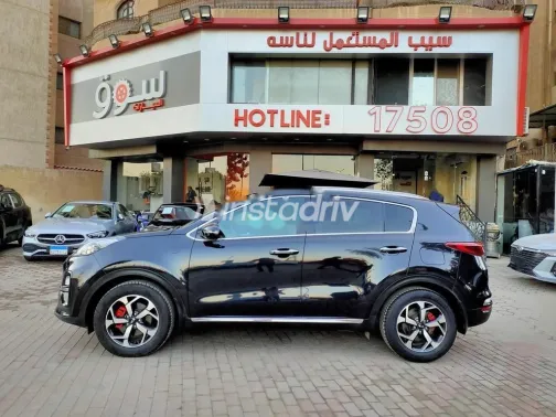 كيا سبورتاج 2020 أسود مستعملة للبيع - 2