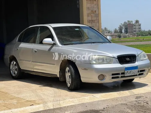 هيونداي افانتي 2001 فضي مستعملة للبيع - 4