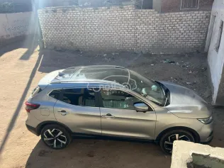 نيسان قشقاي 2019 أبيض مستعملة للبيع