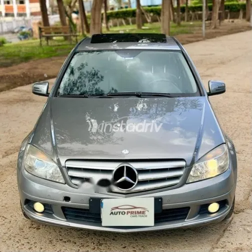 مرسيدس C 250 2010 فضي مستعملة للبيع - 1