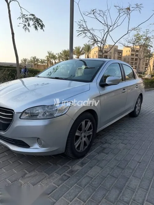 Peugeot 301 2016 Silver Used for Sale - 3