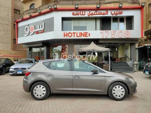 سيات ليون 2017 رمادي مستعملة للبيع - 3