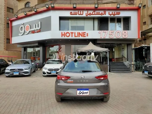 سيات ليون 2017 رمادي مستعملة للبيع - 4