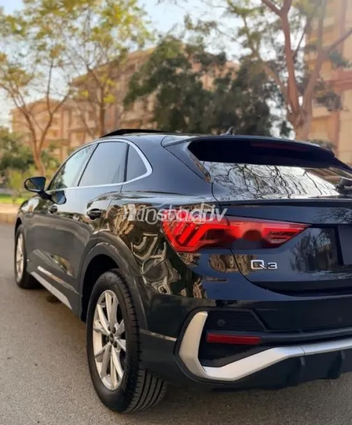 Audi Q3 2021 Black Used for Sale - 4