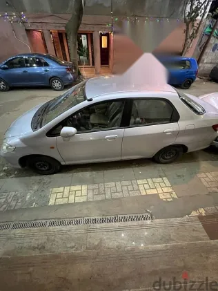 هوندا سيتى 2005 فضي مستعملة للبيع