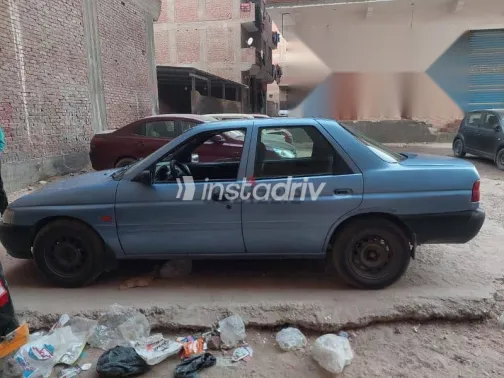 فورد اسكورت 1999 أزرق غامق مستعملة للبيع - 4