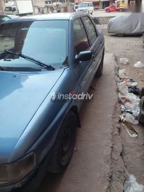 فورد اسكورت 1999 أزرق غامق مستعملة للبيع - 7