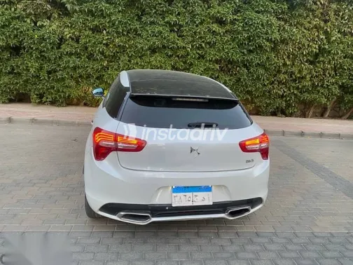 سيتروين Ds5 2018 أبيض مستعملة للبيع - 3