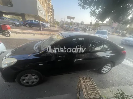 نيسان صنى 2013 أسود مستعملة للبيع - 4