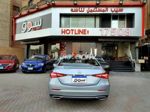 مرسيدس C 180 2022 فضي مستعملة للبيع - 4