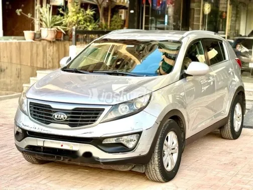 كيا سبورتاج 2014 فضي مستعملة للبيع - 3