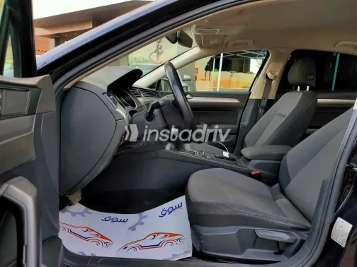 فولكس فاغن باسات 2019 أسود مستعملة للبيع - 5