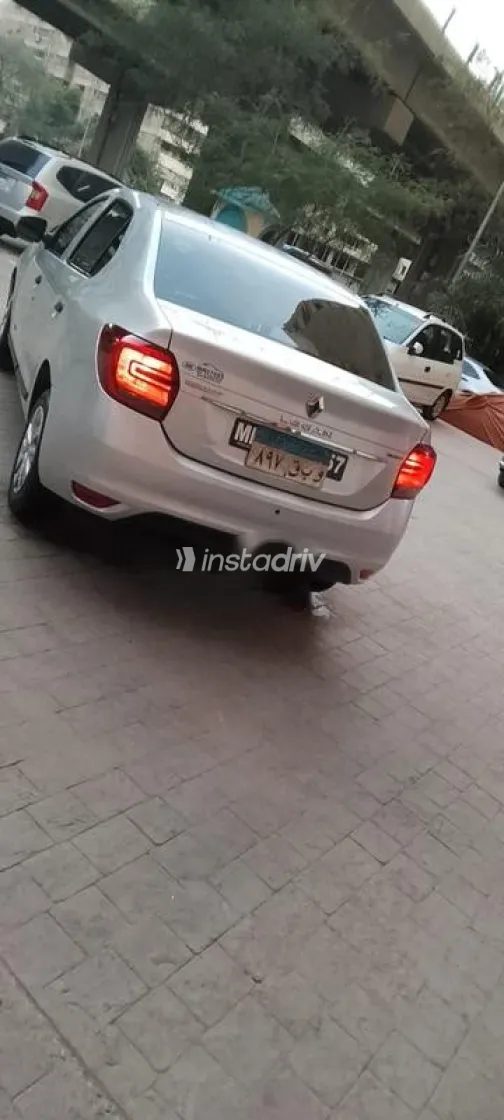 Renault Logan 2018 White Used for Sale - 5