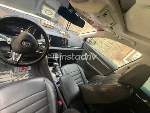 سكودا كاروك 2020 أبيض مستعملة للبيع - 5