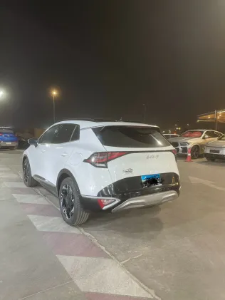 Kia Sportage 2024 White Used for Sale