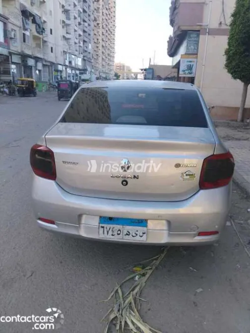 رينو لوجان 2016 أبيض مستعملة للبيع - 1