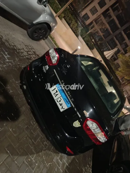 Renault Fluence 2015 White Used for Sale - 2