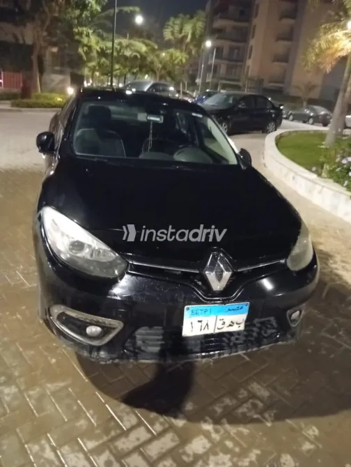 Renault Fluence 2015 White Used for Sale - 3