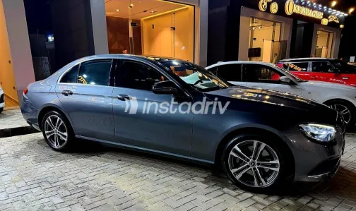 مرسيدس E 200 2021 أبيض مستعملة للبيع - 3