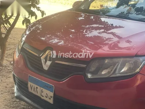 Renault Logan 2016 Red Used for Sale - 1