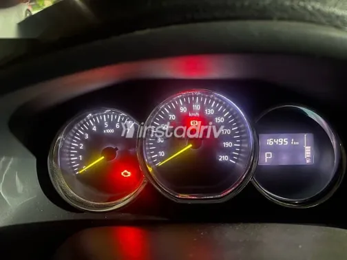 Renault Logan 2016 Red Used for Sale - 7