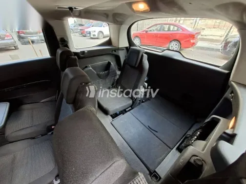 Peugeot 5008 2011 Silver Used for Sale - 8