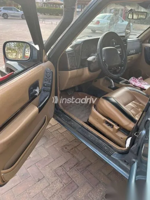 Jeep Cherokee 1998 Gray Used for Sale - 9