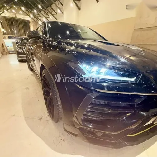 Lamborghini Urus 2022 Black Used for Sale - 3