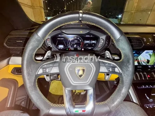 Lamborghini Urus 2022 Black Used for Sale - 8