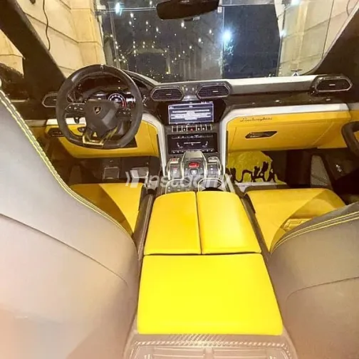 Lamborghini Urus 2022 Black Used for Sale - 9