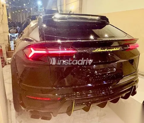 Lamborghini Urus 2022 Black Used for Sale - 10