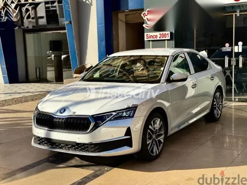 سكودا اوكتافيا 2025 فضي جديدة للبيع - 6