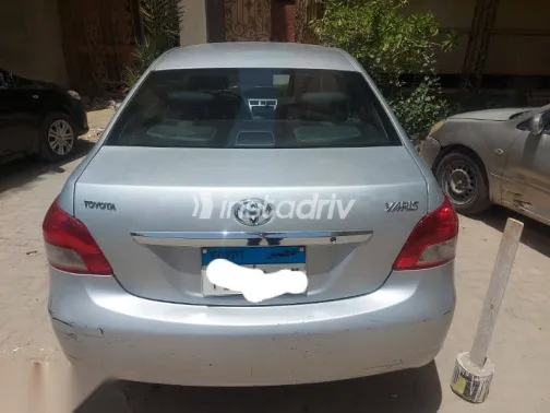 Toyota Yaris 2008 Silver Used for Sale - 2